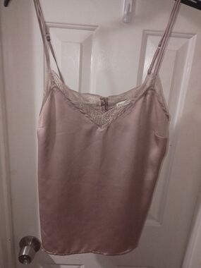 Abercrombie & Fitch Lace-Trim Satin Cami Top in dusty pink